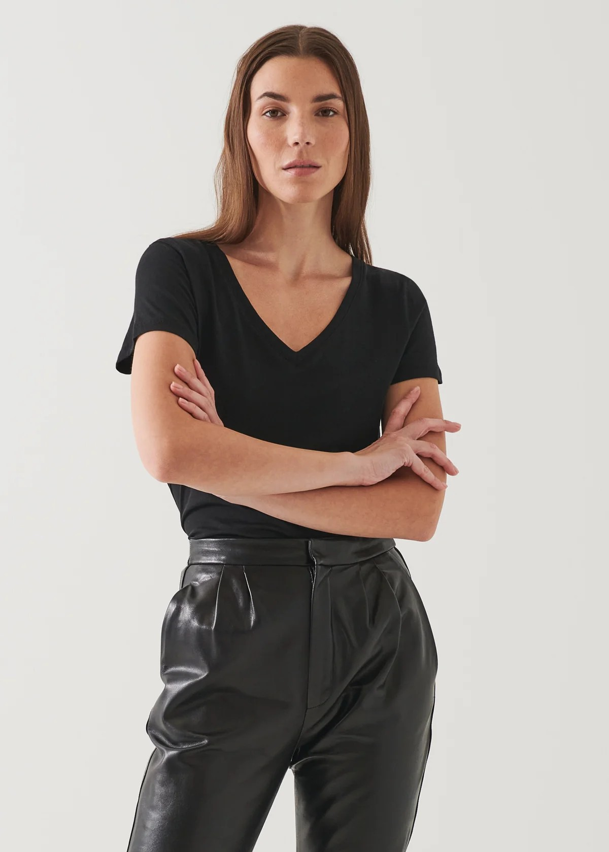 Patrick Assaraf Pima Cotton Classic Fit V-Neck