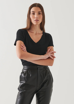 Patrick Assaraf Pima Cotton Classic Fit V-Neck
