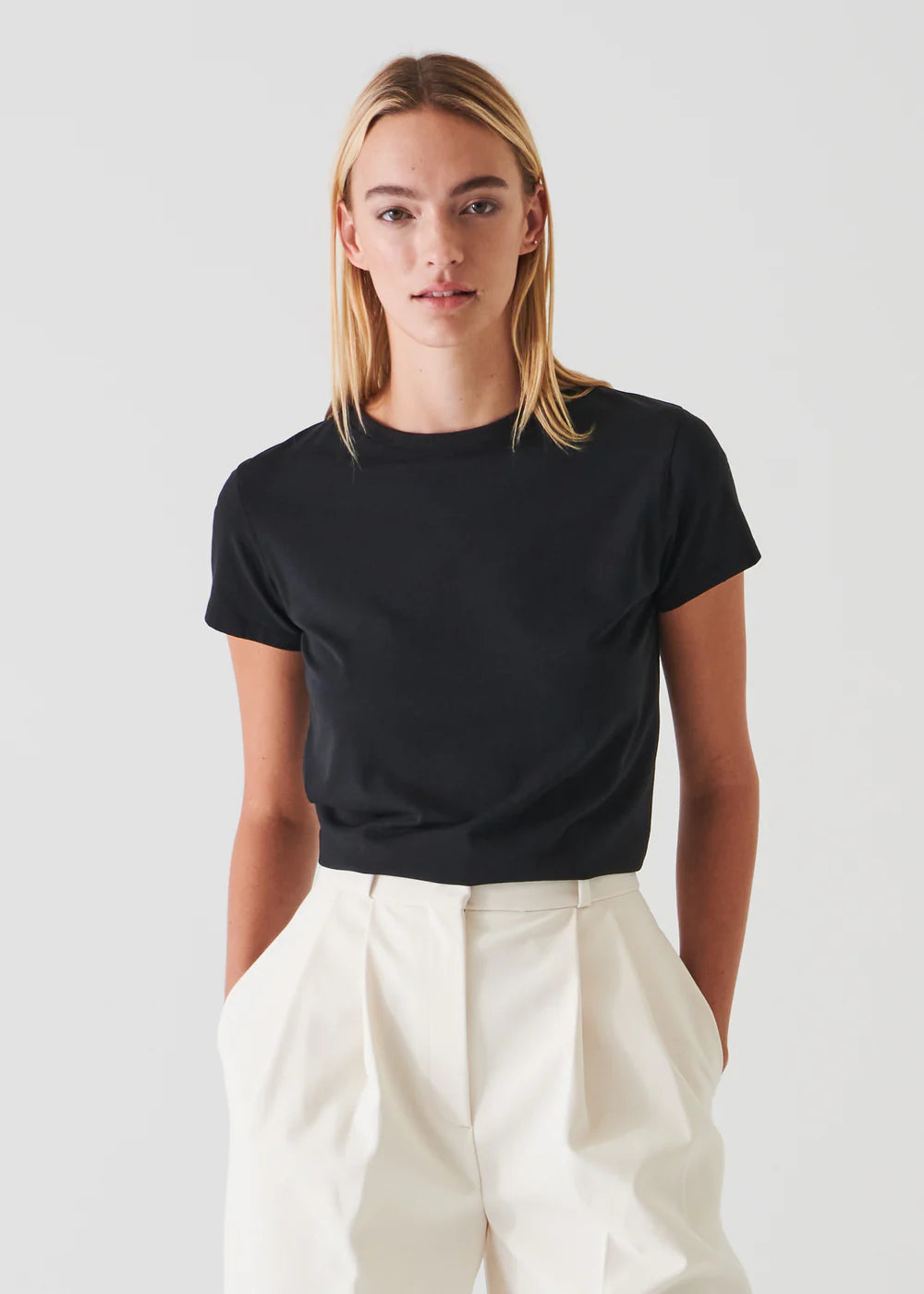 Patrick Assaraf Patrick Assaraf Pima Cotton Stretch Slim T-Shirt