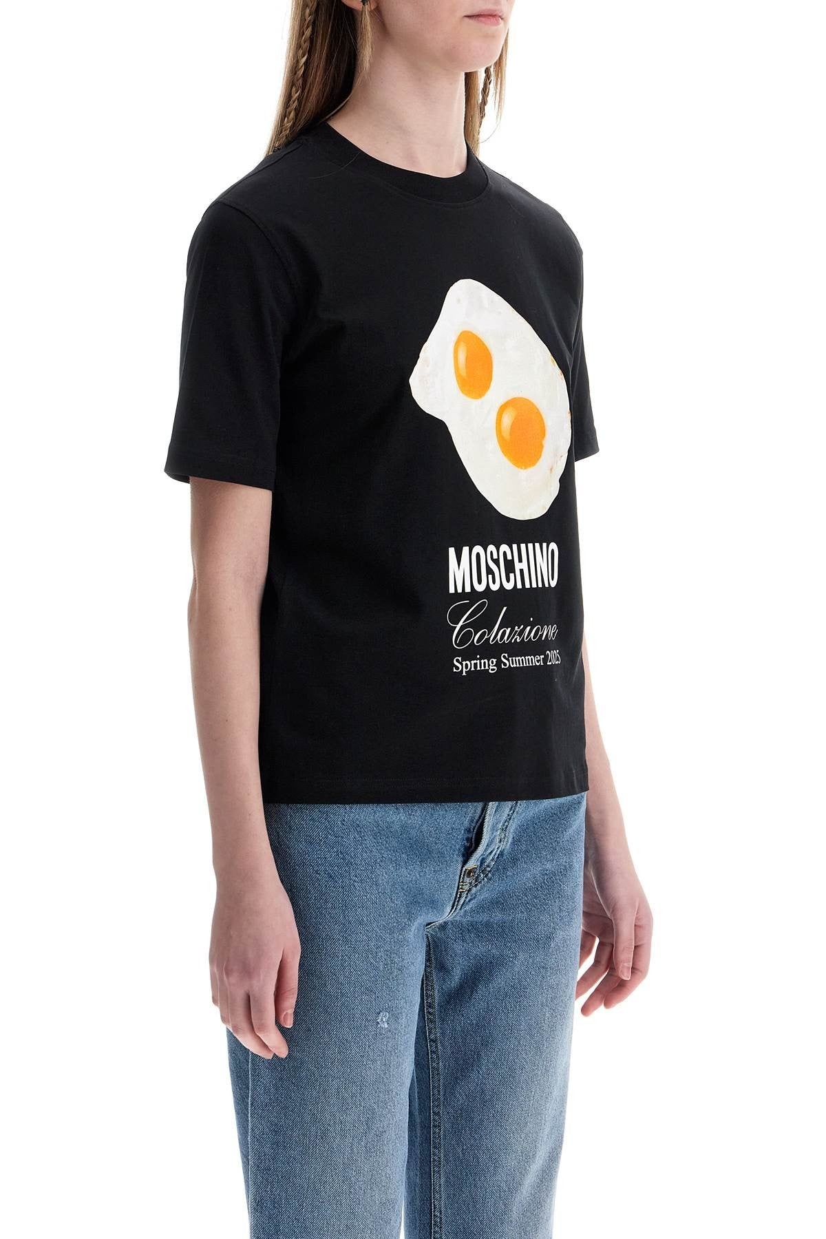 black cotton t-shirt with fried egg print