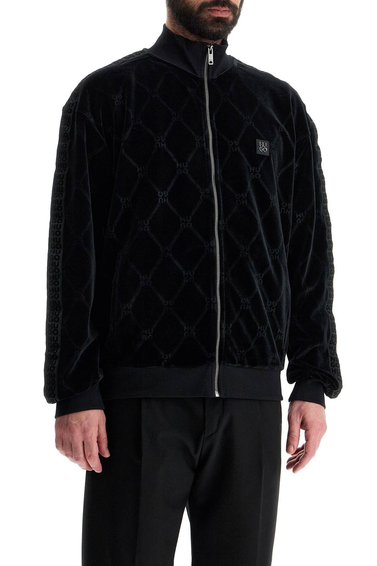 black high neck zip sweatshirt with diamond pattern