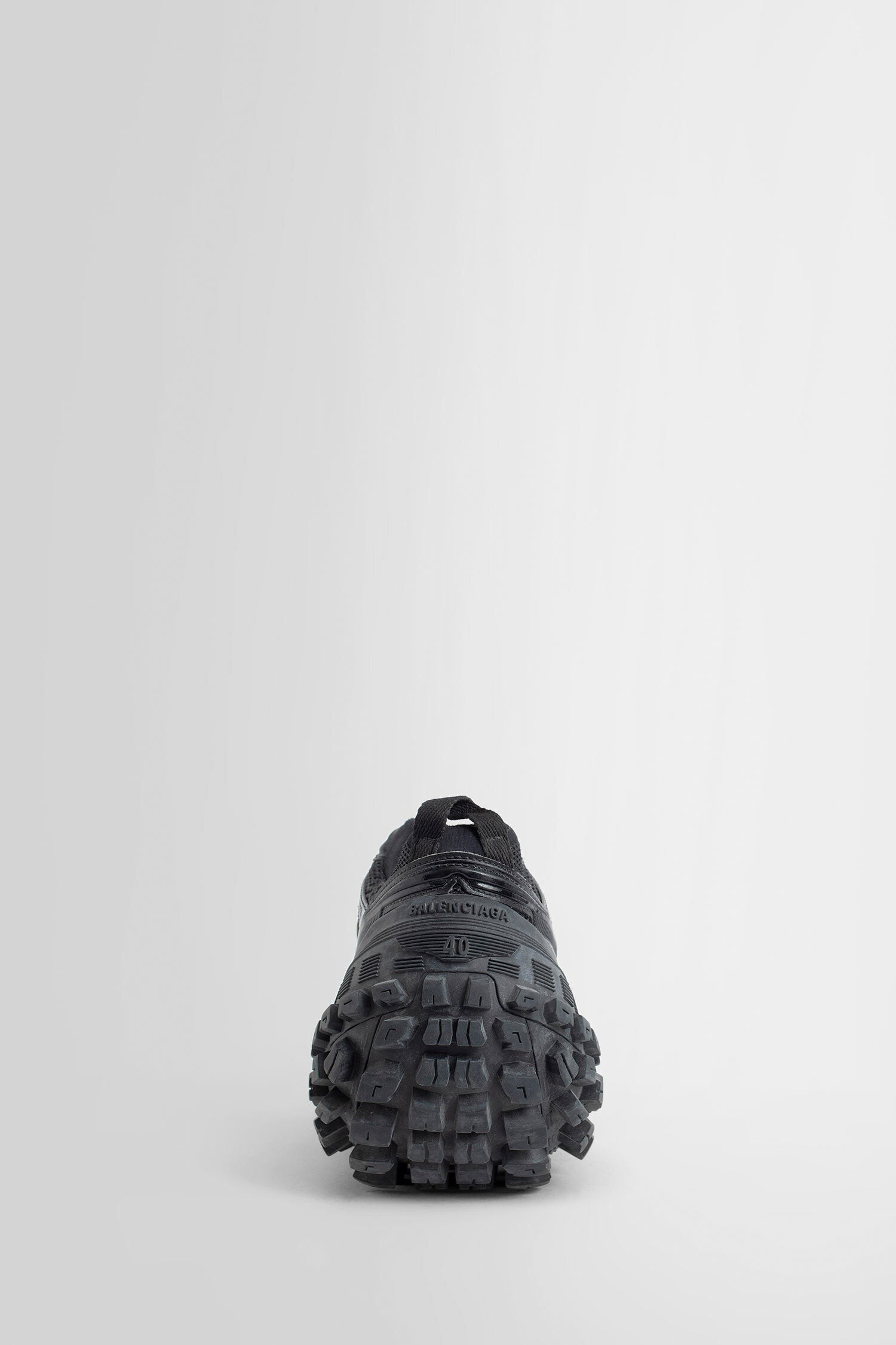 bouncer sneakers