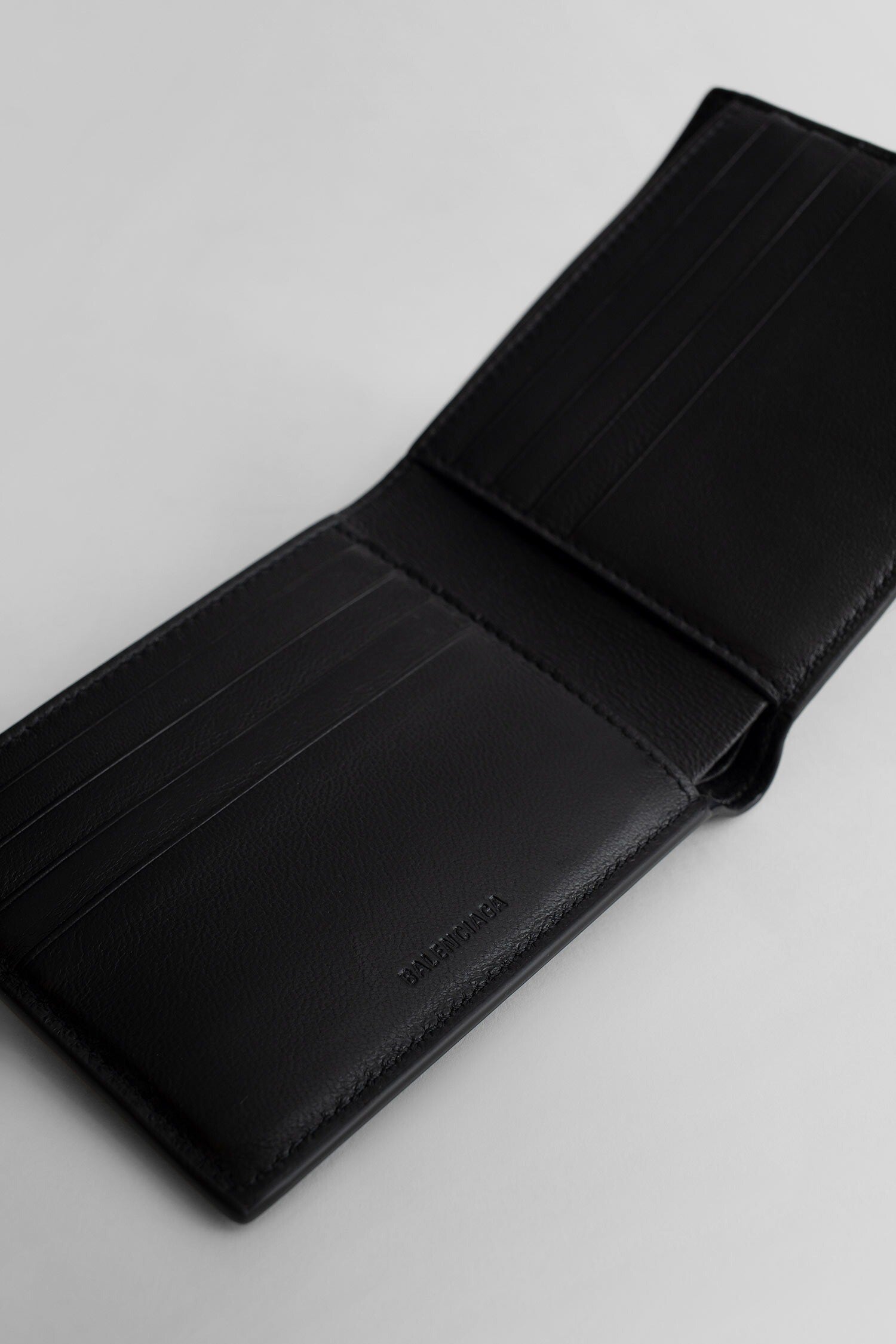 cash square fold wal