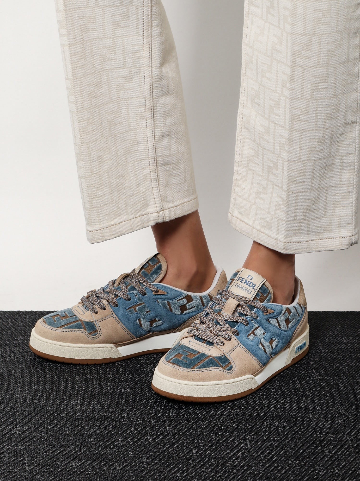 FENDI SNEAKERS