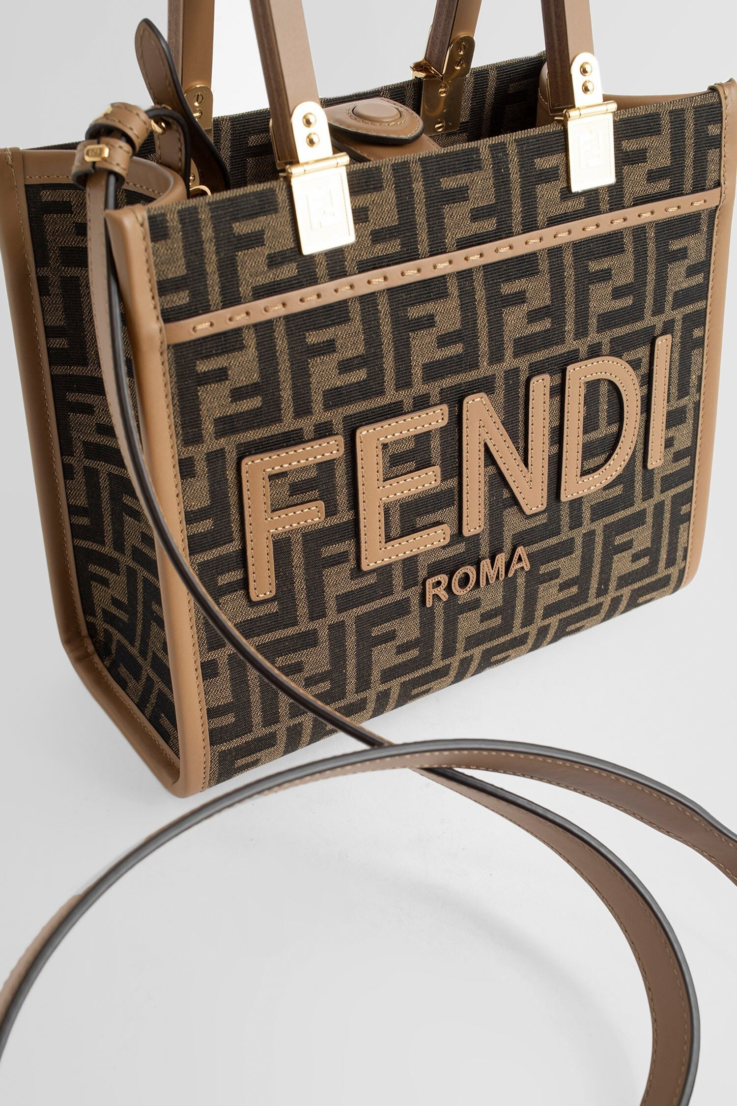 fendi sunshine small top handle bag