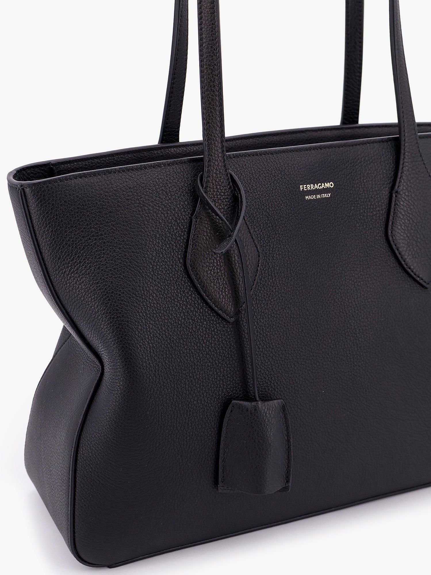 FERRAGAMO SHOULDER BAG