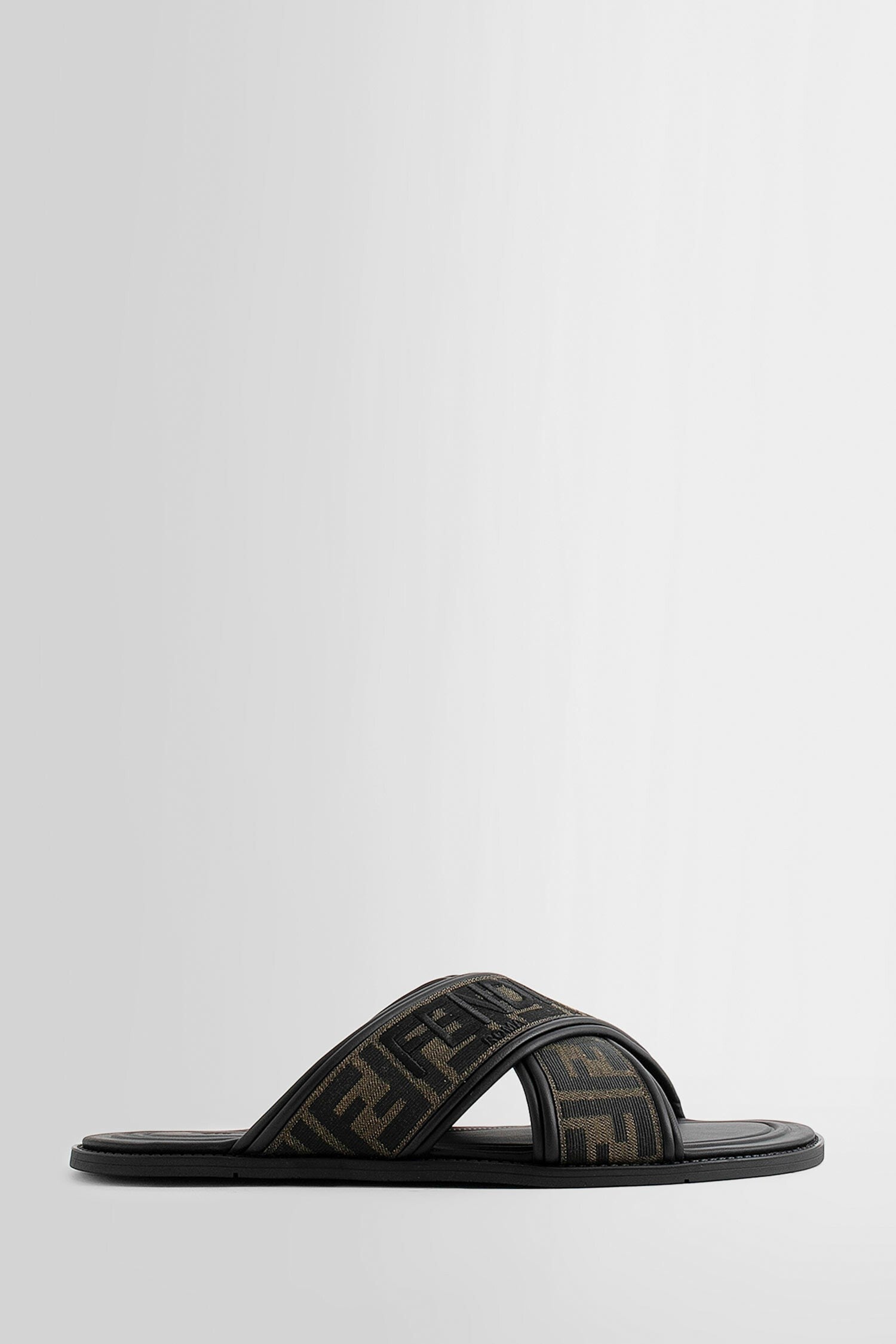 Ff Jacquard Slides