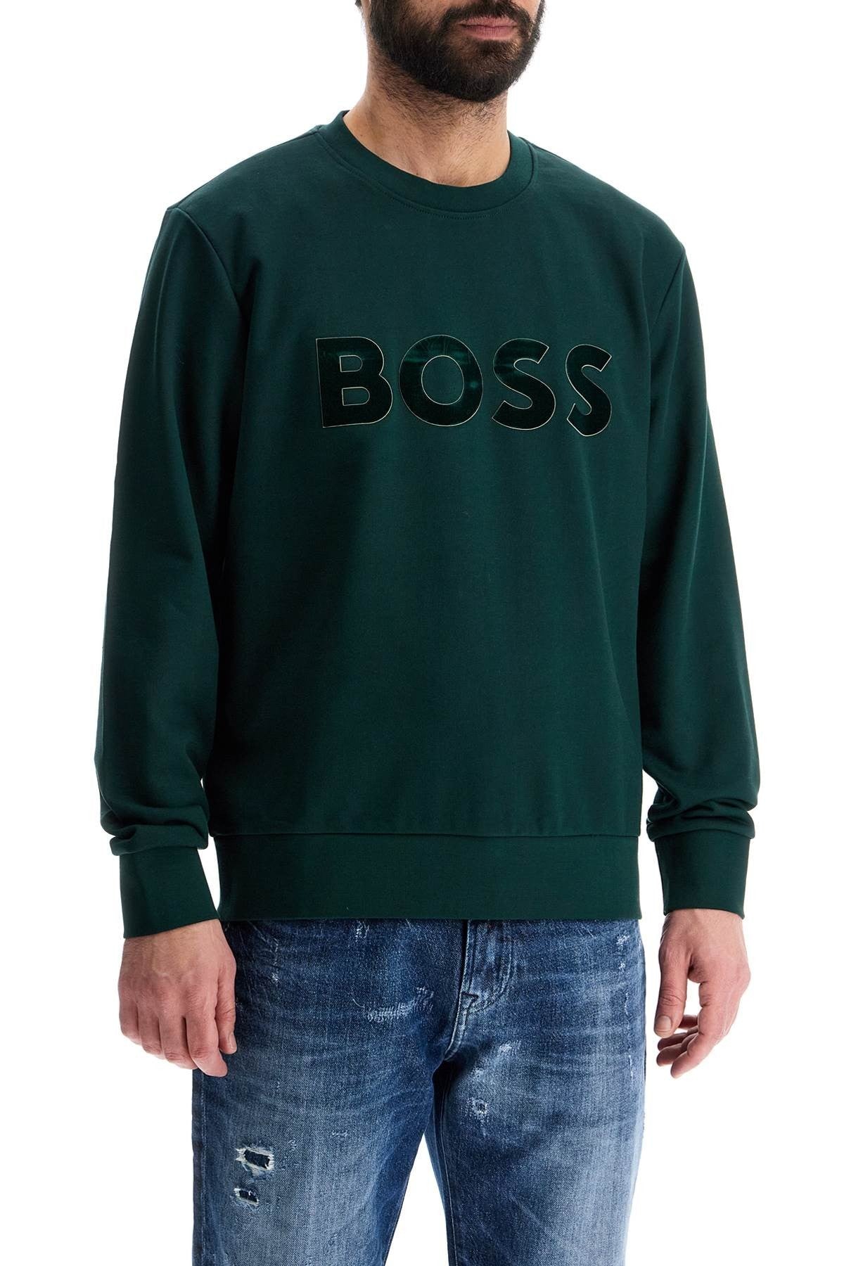 green crew neck cotton sweatshirt with long sleeves