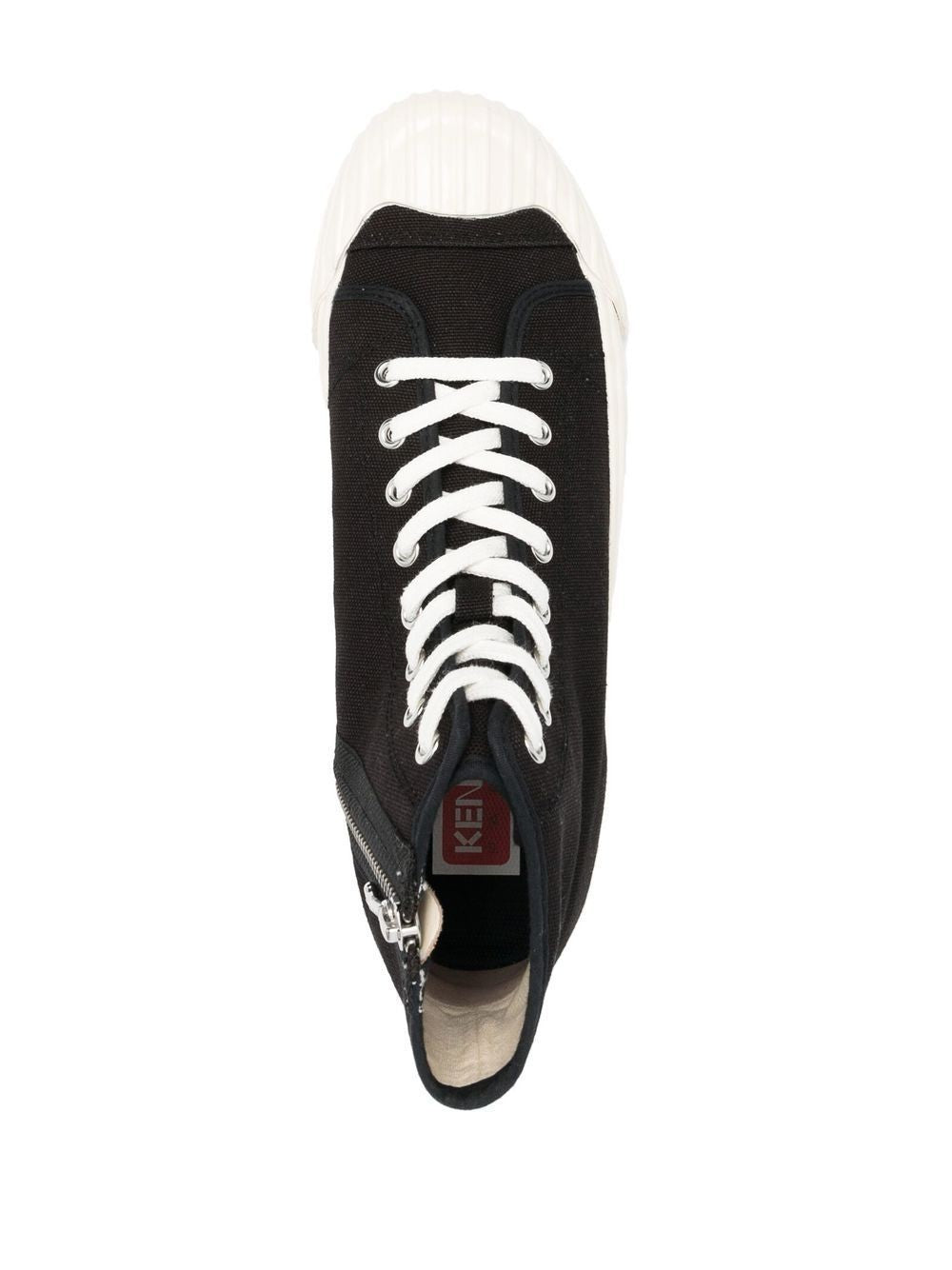 High Top Sneaker