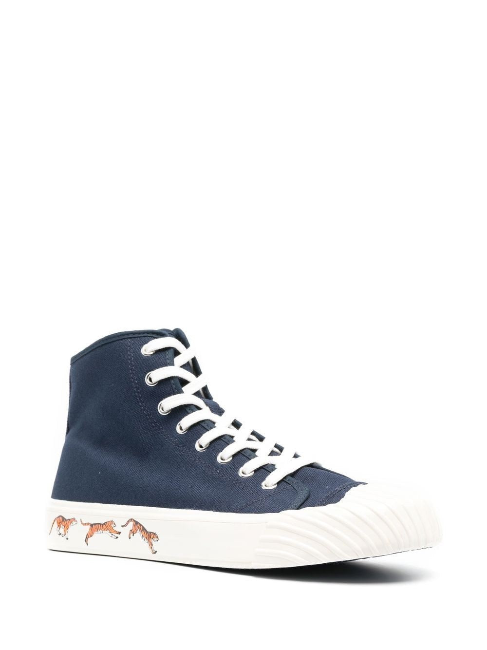 High Top Sneaker