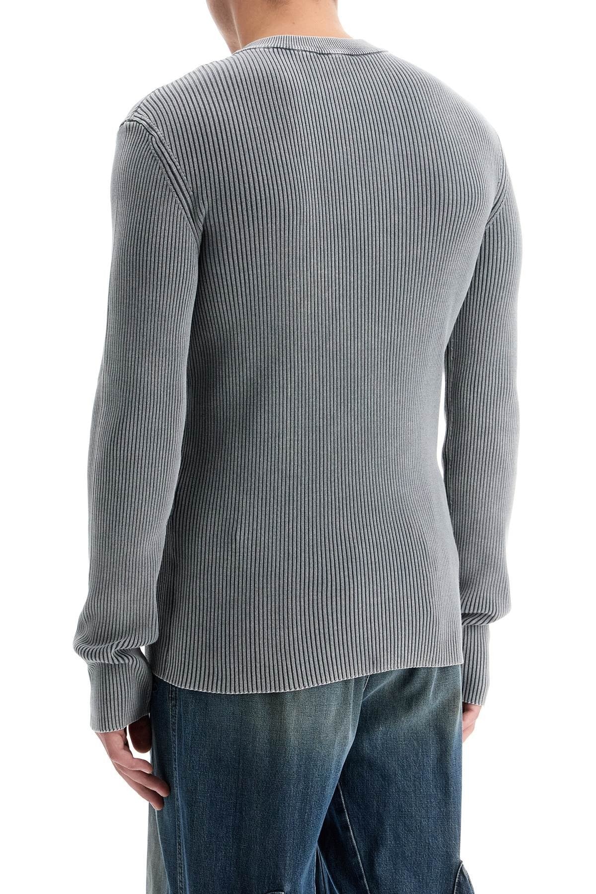 long-sleeved m-val