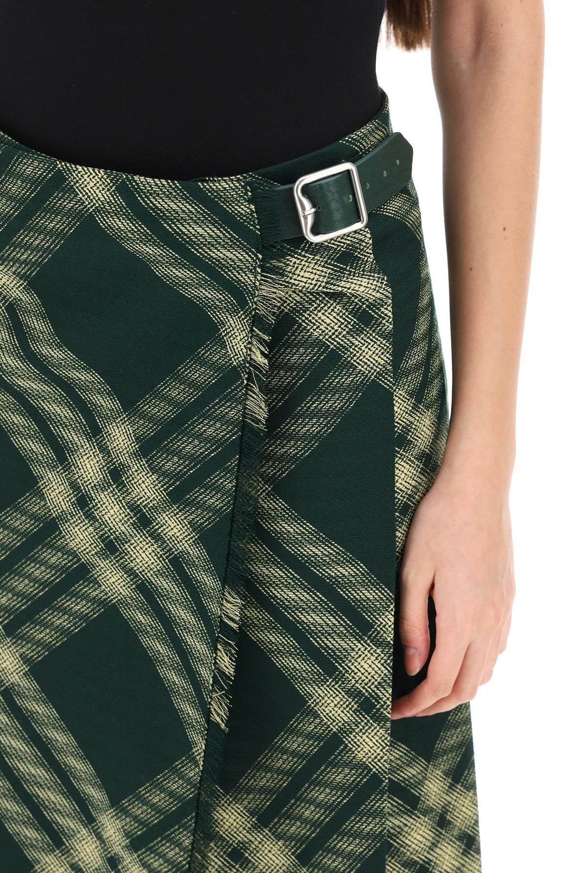 maxi kilt with check pattern