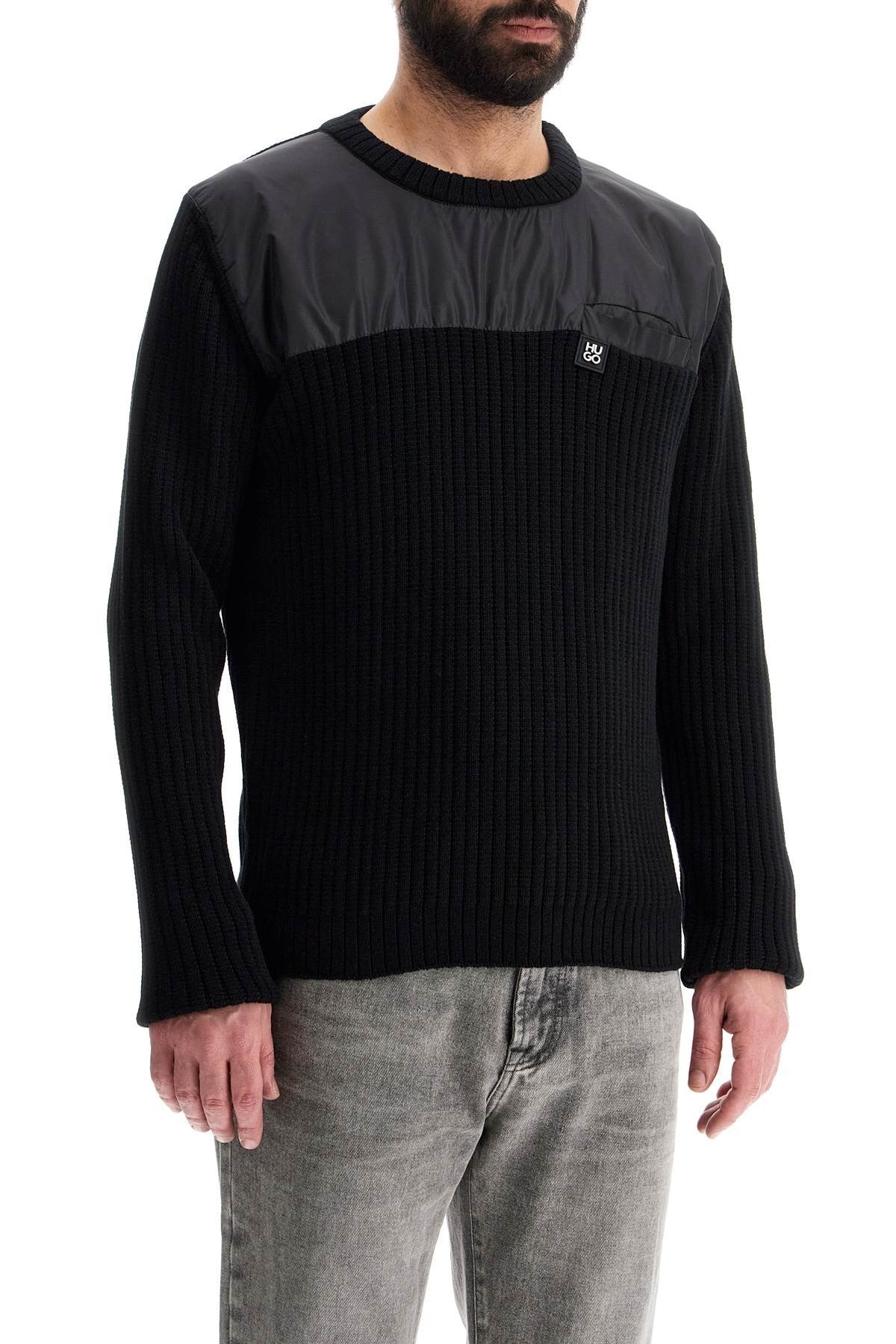 men's black cotton sweater with round neck and pocket