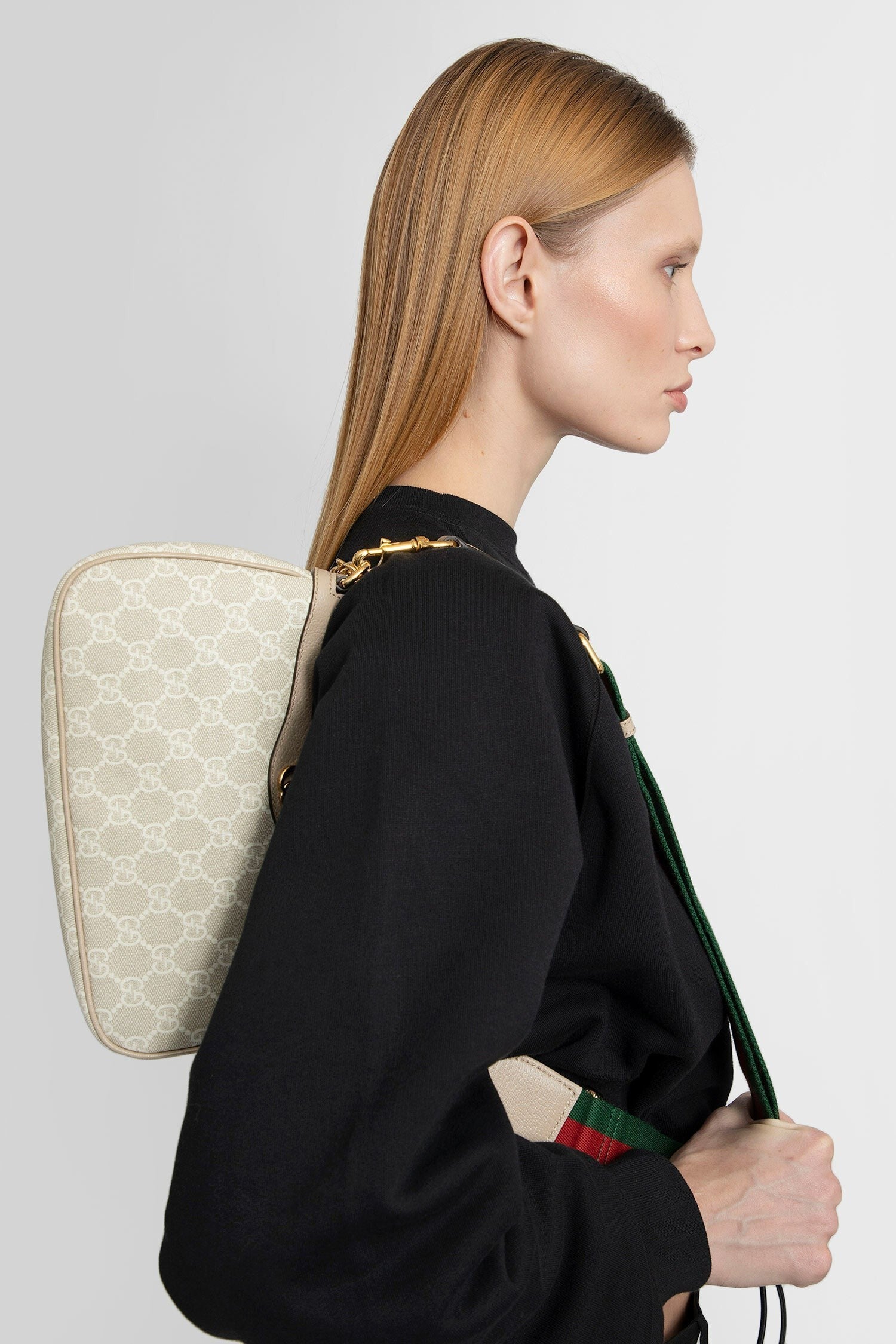 ophidia gg supreme canvas small top handle bag