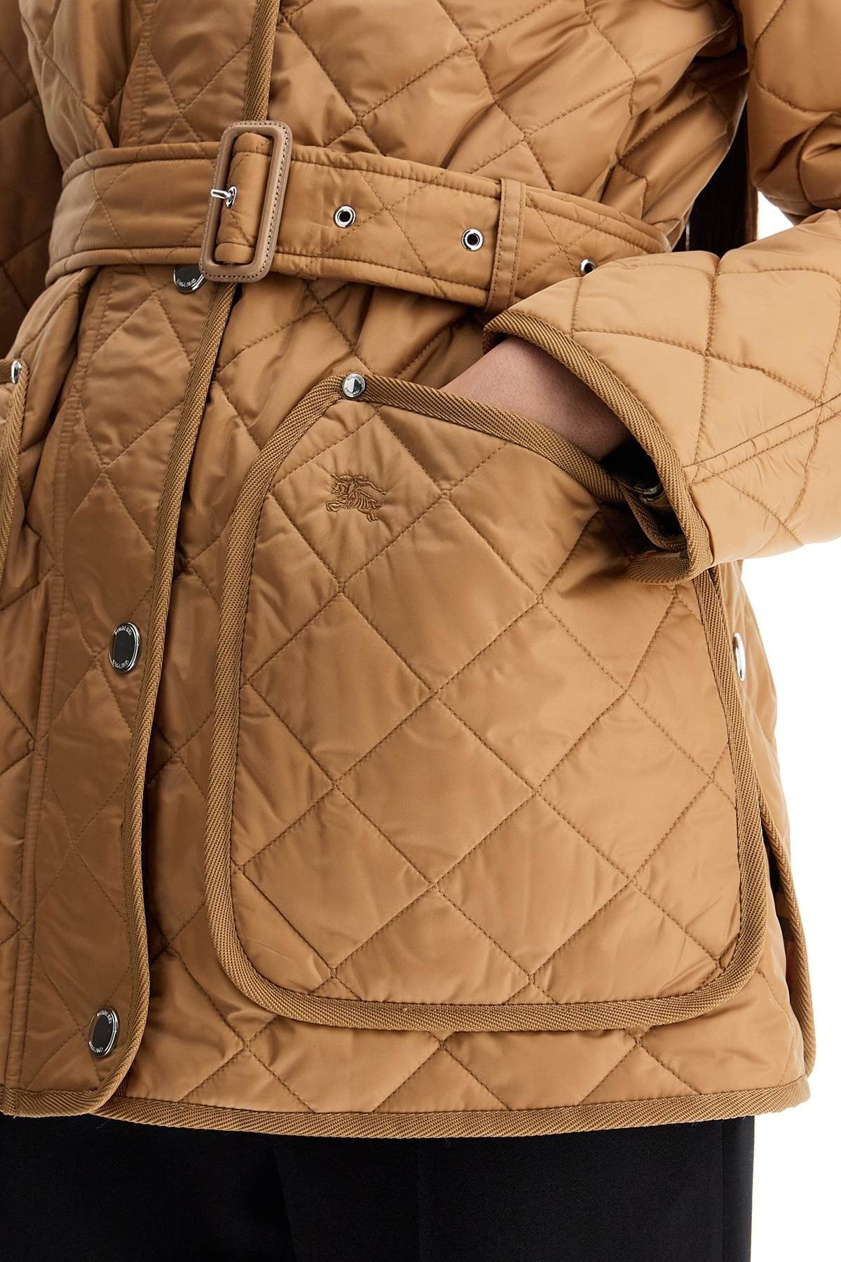 quilted jacket with belt pen