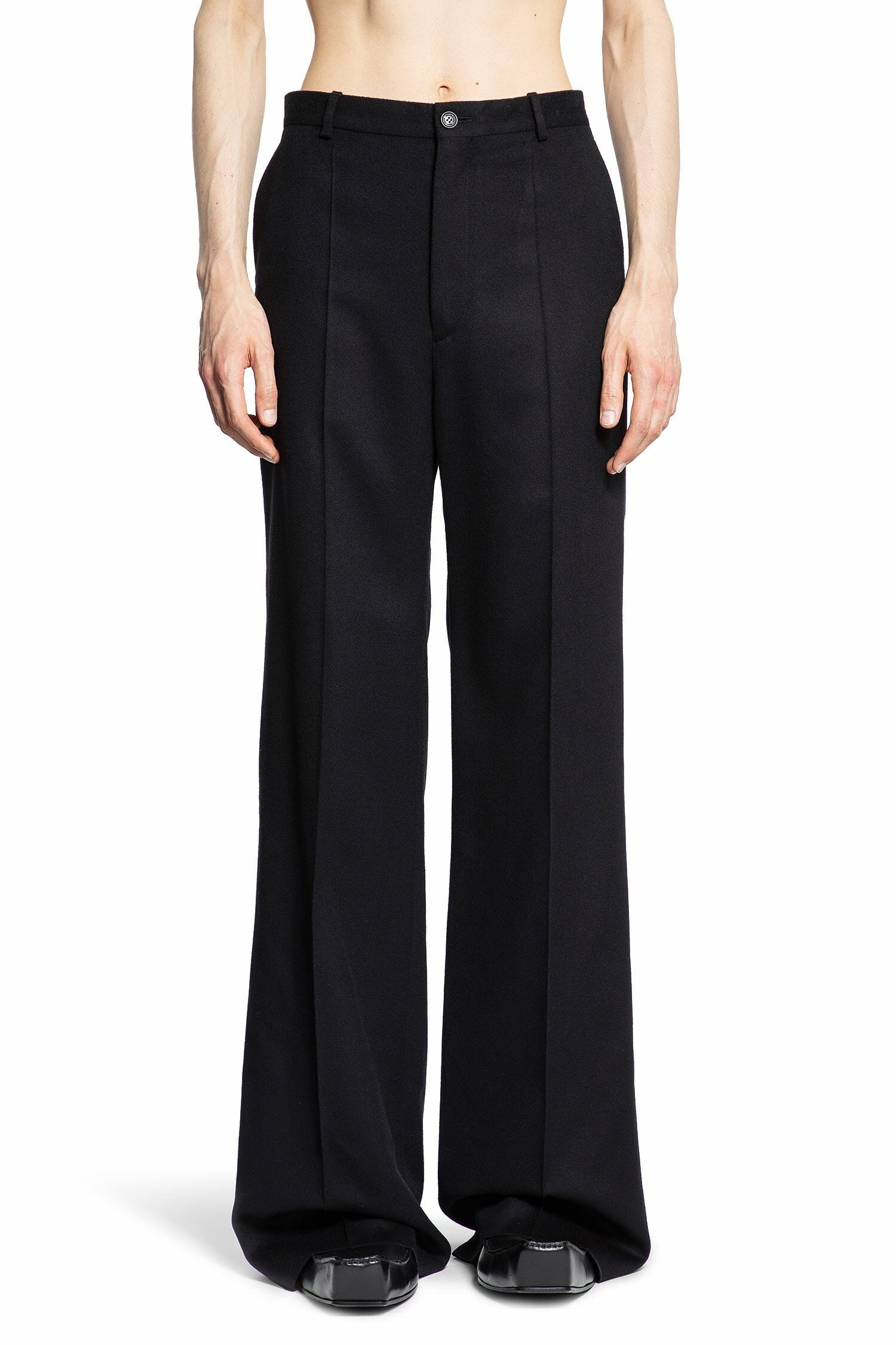 regular fit pants