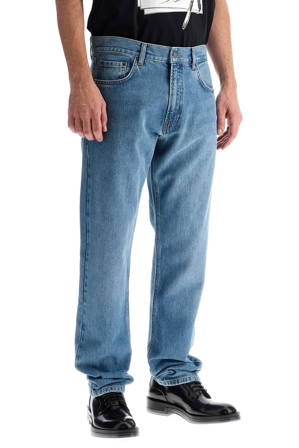 slim fit jeans for stylish