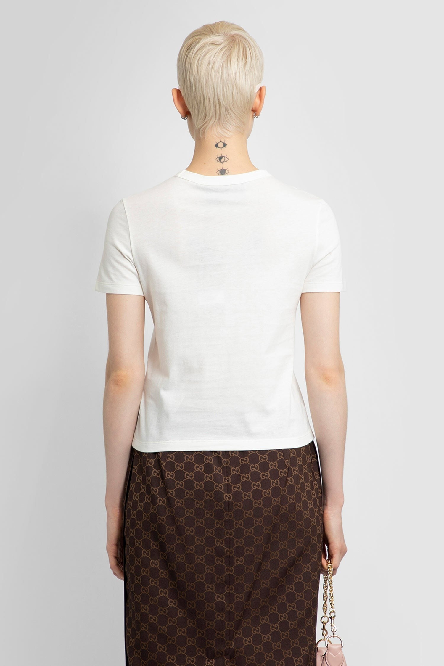 square g cropped t-shirt