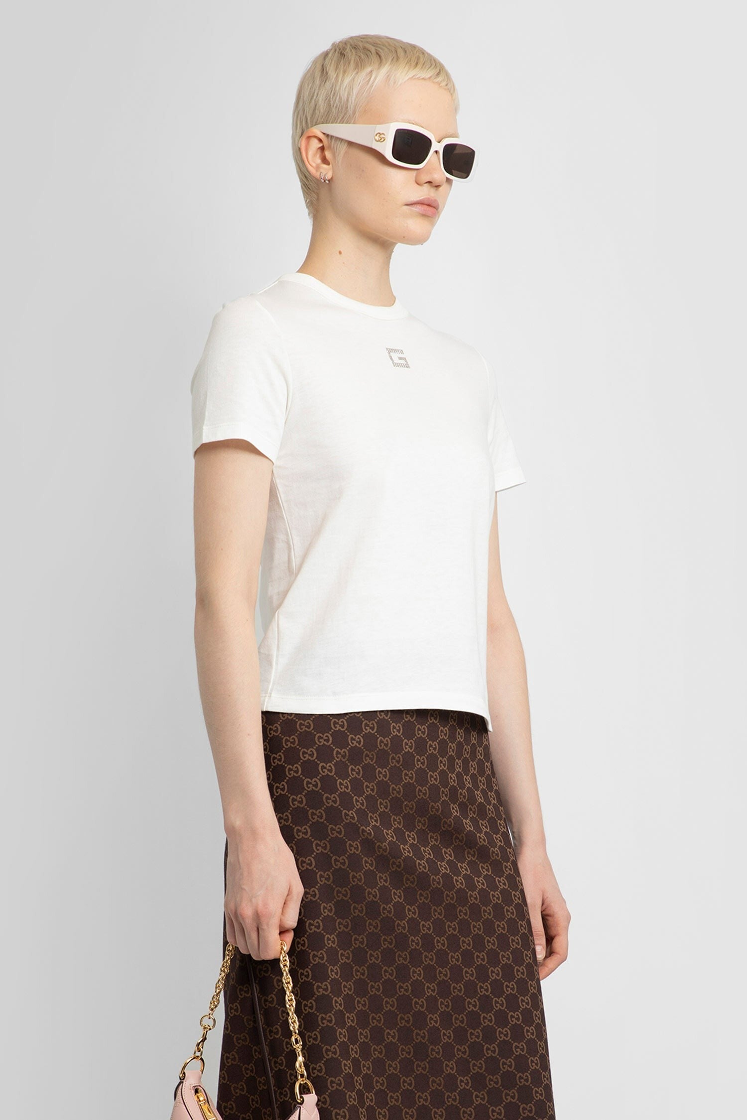 square g cropped t-shirt