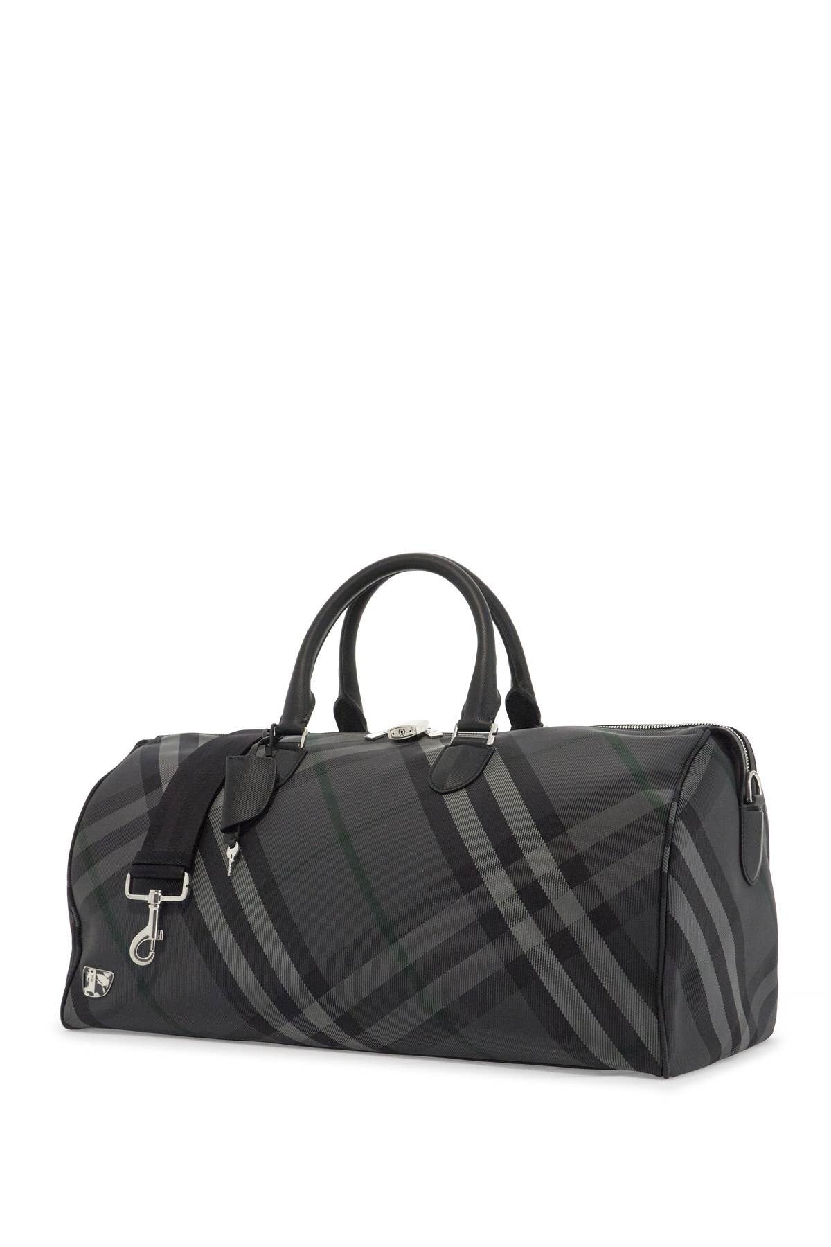 travel duffel bag with