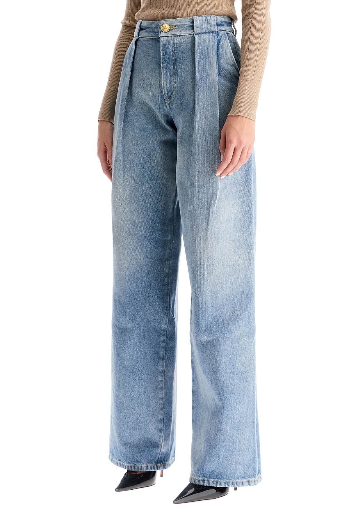 wide leg jeans with pleats